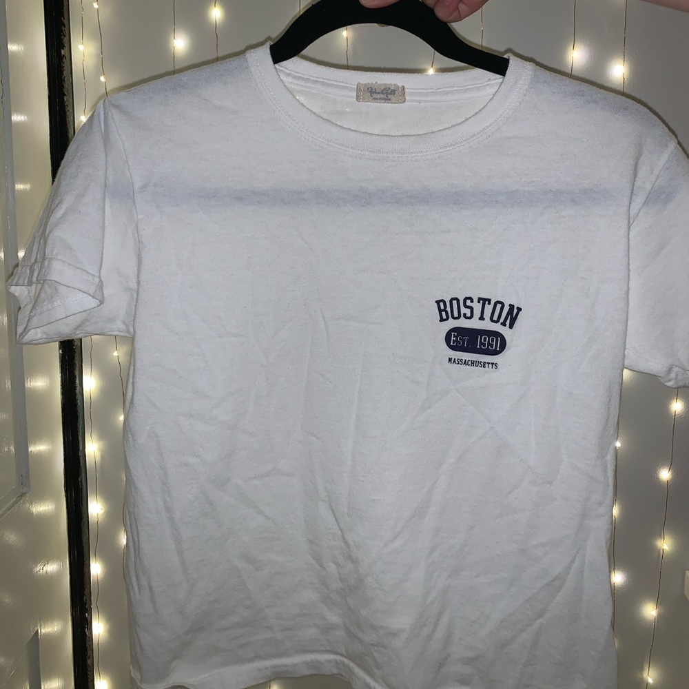 Brandy Melville Boston t-shirt